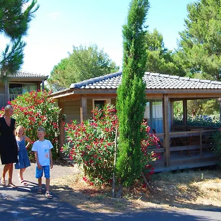 Lagrange Les Pescalunes 2*