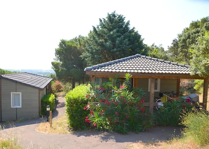 Lagrange Grand Bleu Vacances – Résidence Les Pescalunes 2* Agde